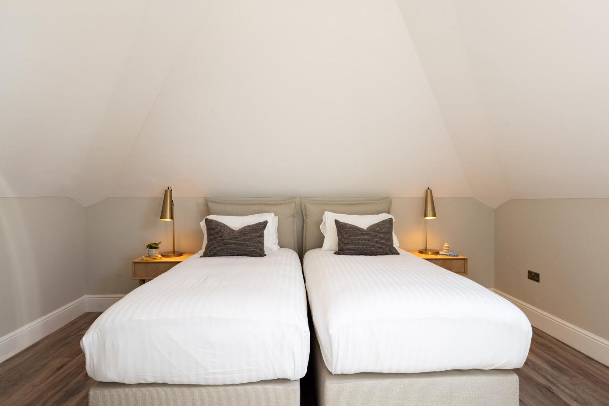 Wellington Place I Your Apartment Бристоль Екстер'єр фото