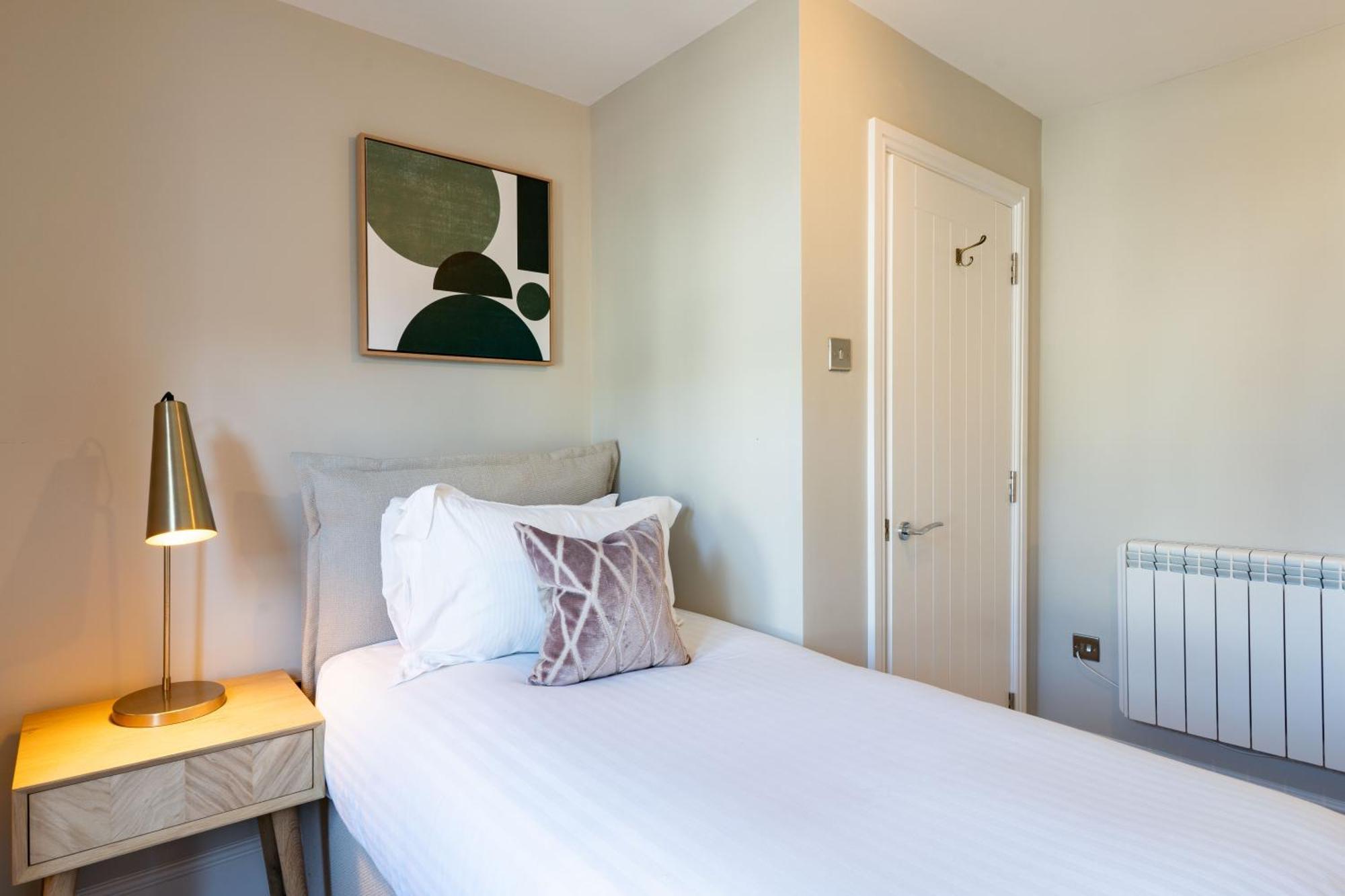 Wellington Place I Your Apartment Бристоль Екстер'єр фото