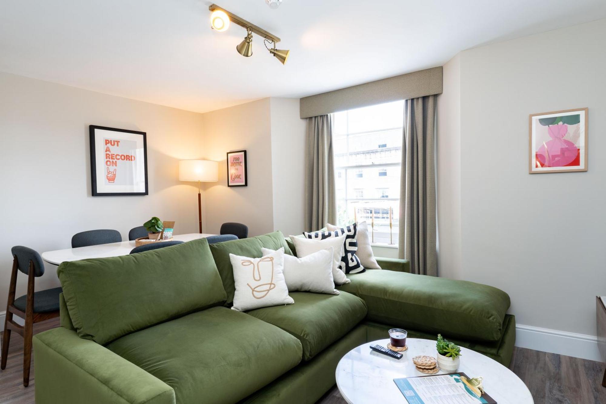 Wellington Place I Your Apartment Бристоль Екстер'єр фото